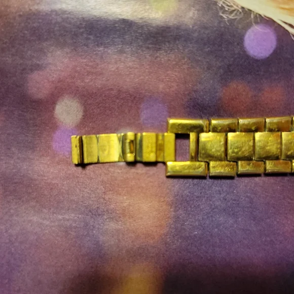 2XHP- VINTAGE WOMEN'S GUCCI BLACK FACE GOLD PLATED,STAINLESS STEEL WATCH/#3300L - Picture 6 of 13